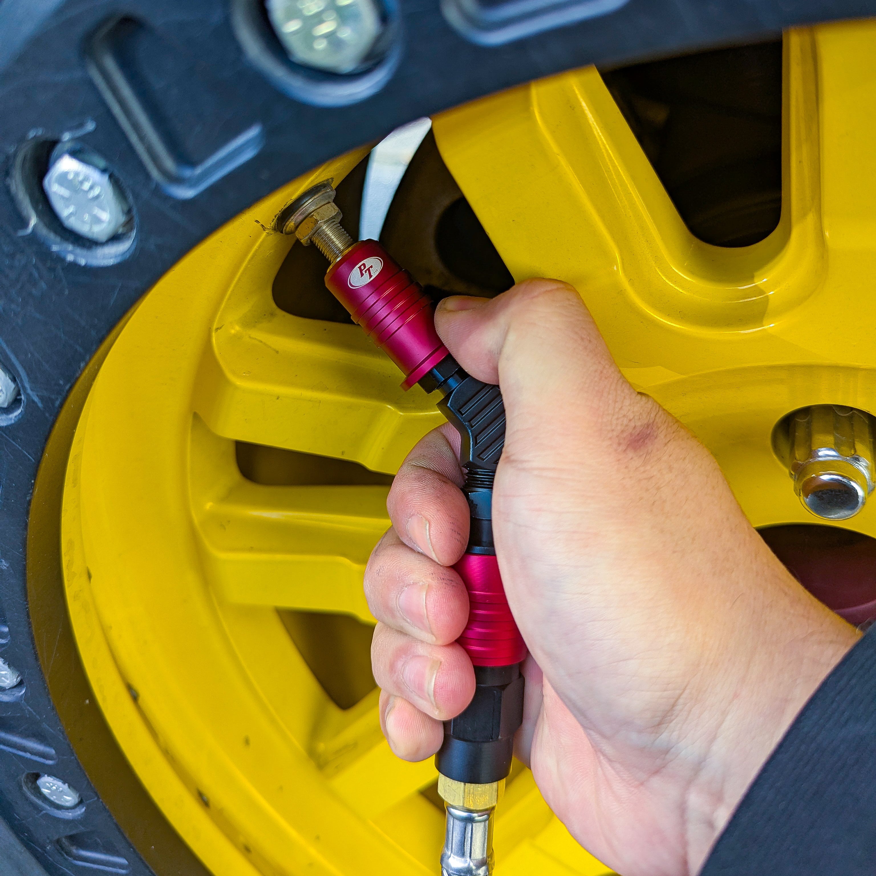 HiPPO3 - Hi-Pressure Push-On Tire Chuck v3 (1000 psi WP)