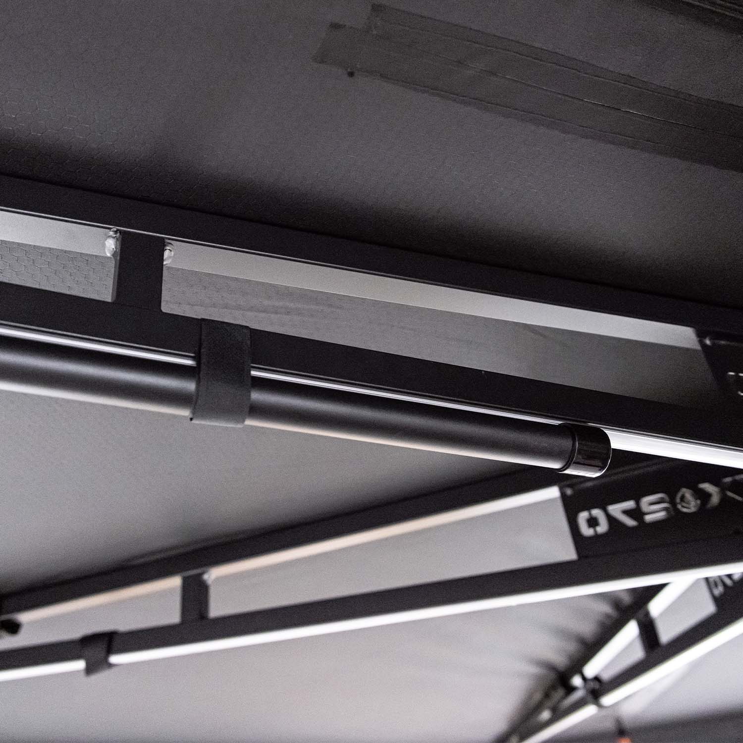 Onyx 270 Awning - 6 Arm Left + Bracket Kit 2
