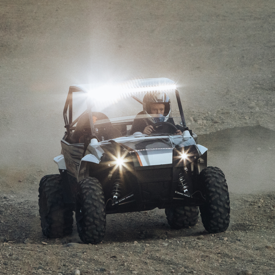 Heretic 6 Series Light Bar - 30 Inch: Black Bezel | Stainless Bolts | Combo Reflector | Clear Lens
