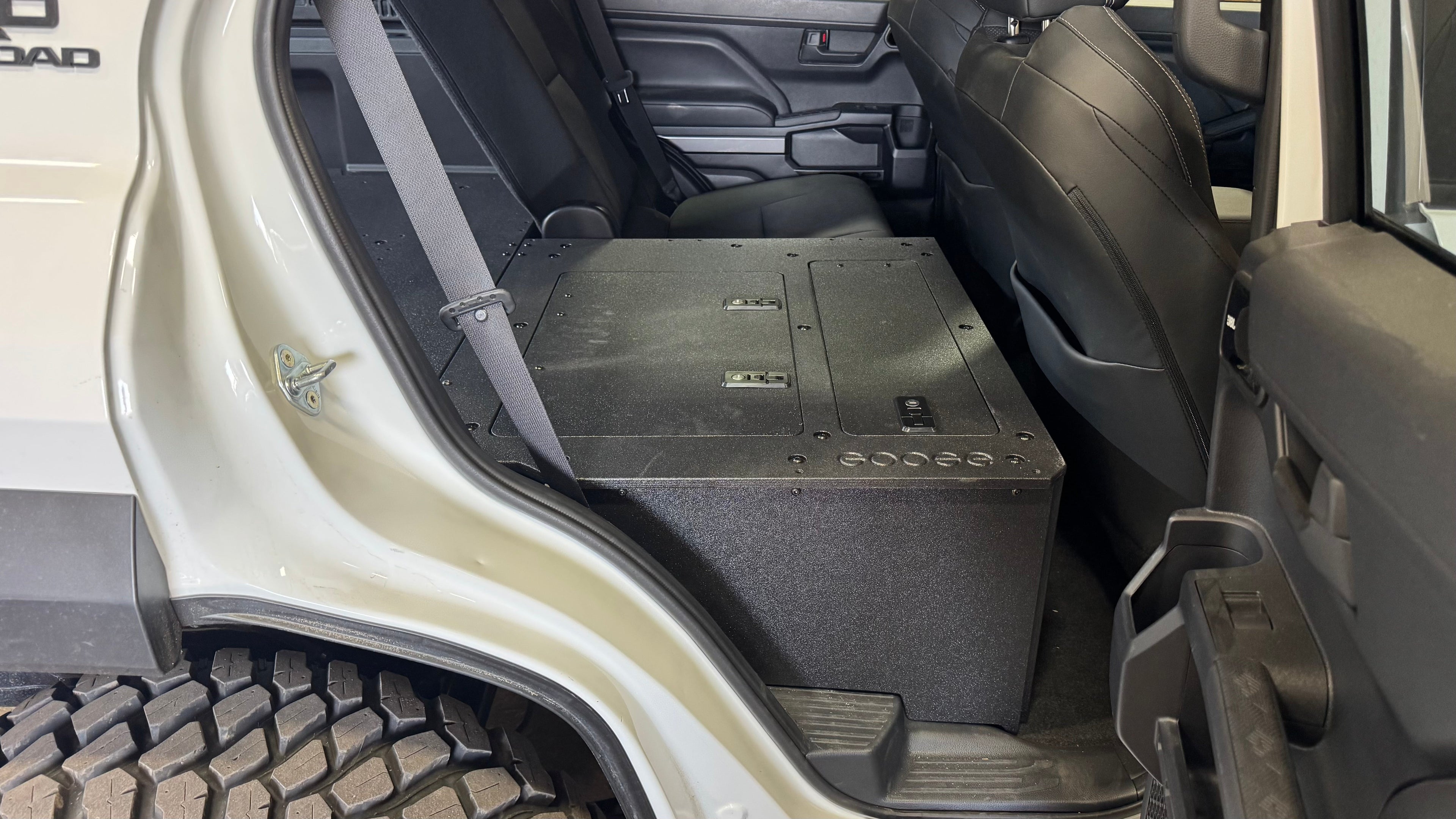 Toyota - 4Runner - 2025-Present - 6th Gen - Hybrid - Rear Seat Delete