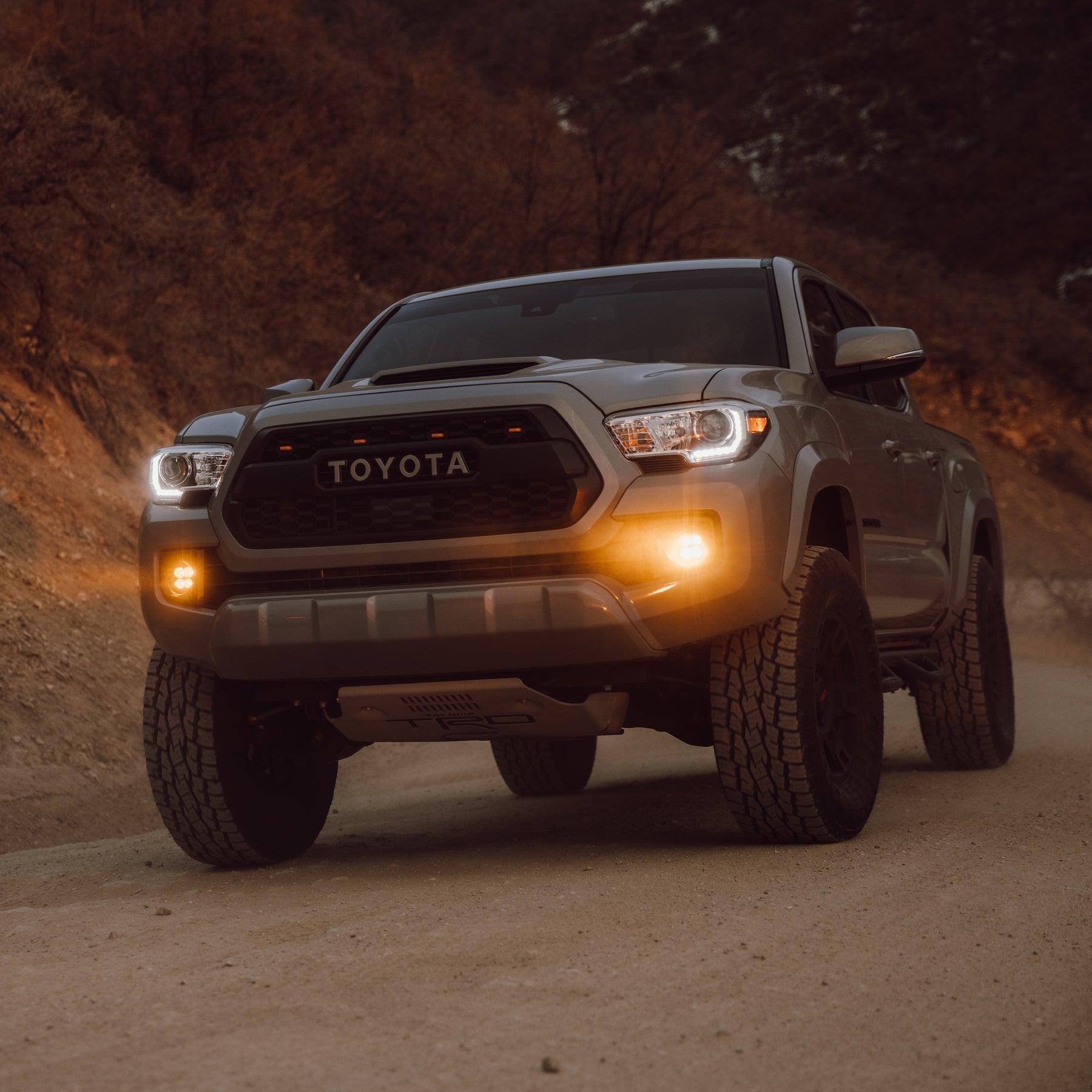 Heretic Toyota Tacoma (2012+) Tundra (2014-2021) Fog Light Kit - Amber Lens