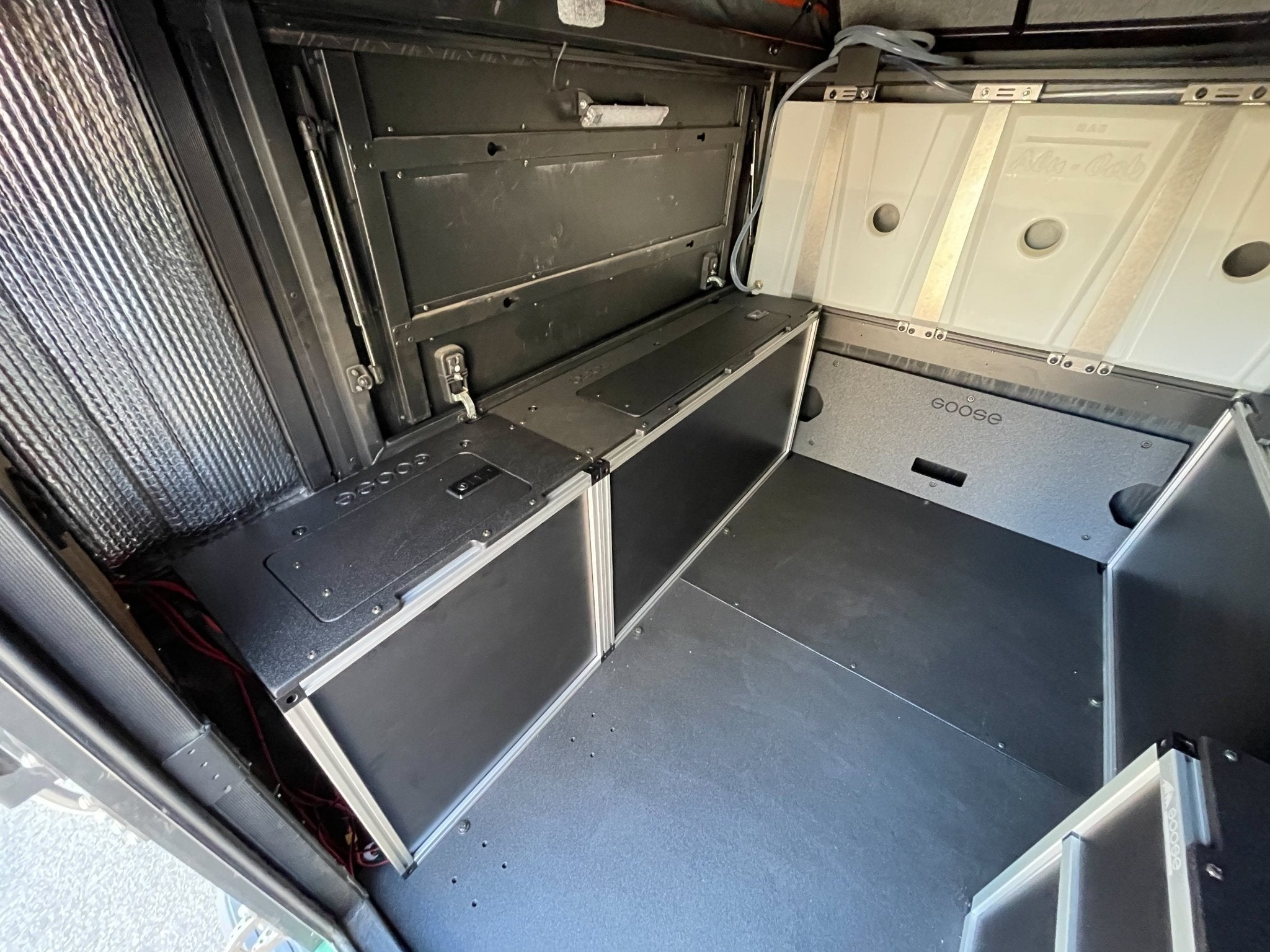 Alu-Cab Canopy Camper V2 - Toyota Tacoma 2005-2023 2nd & 3rd Gen. - Front Utility Module - 6' Bed