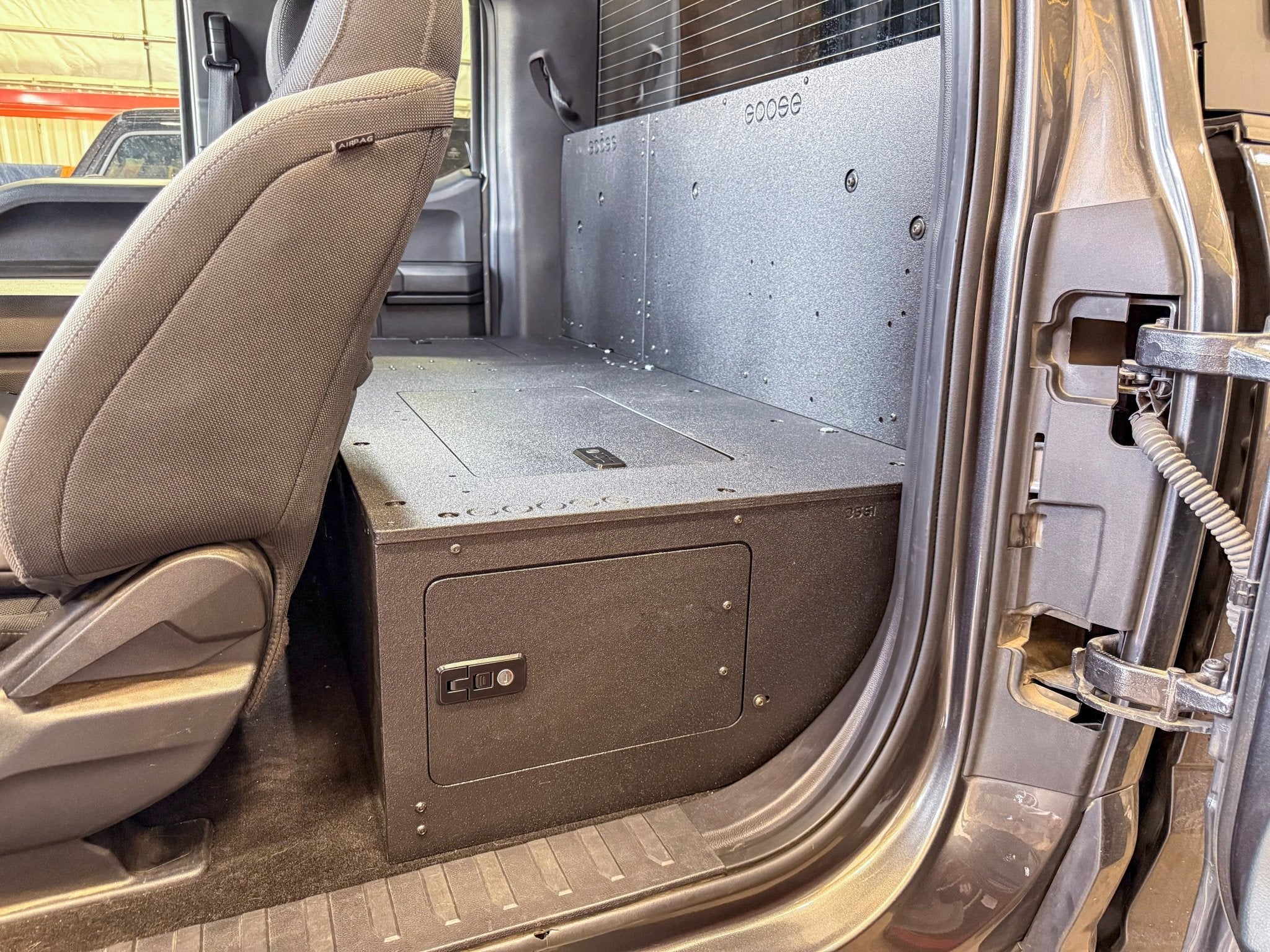 Ford - F-150 - 2015-Present - 13th & 14th Gen - Explore Series - SuperCab - Second Row - HIGH Seat Delete Plate System - Without Subwoofer