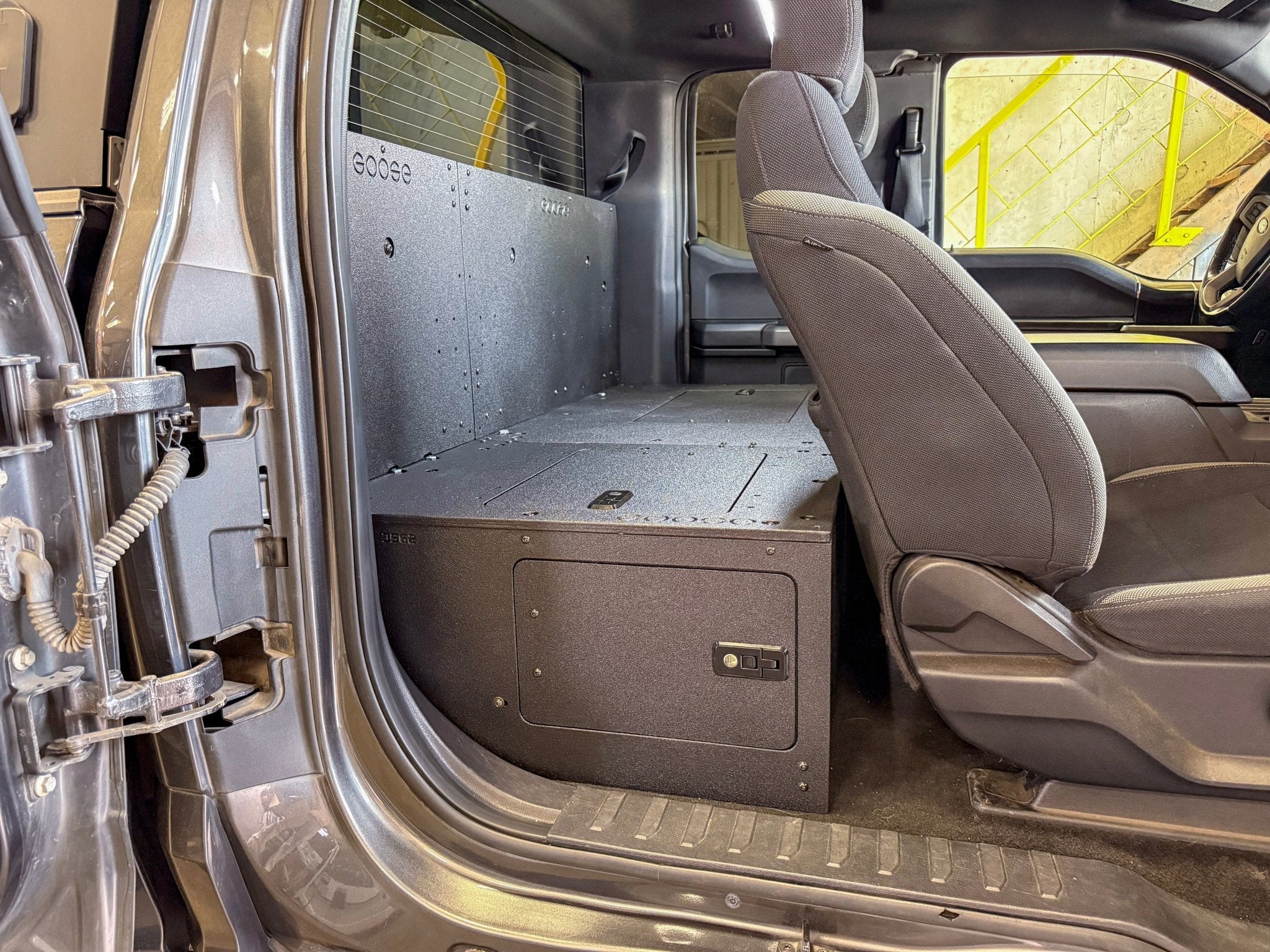 Ford - F-150 - 2015-Present - 13th & 14th Gen - Explore Series - SuperCab - Second Row - HIGH Seat Delete Plate System - Without Subwoofer