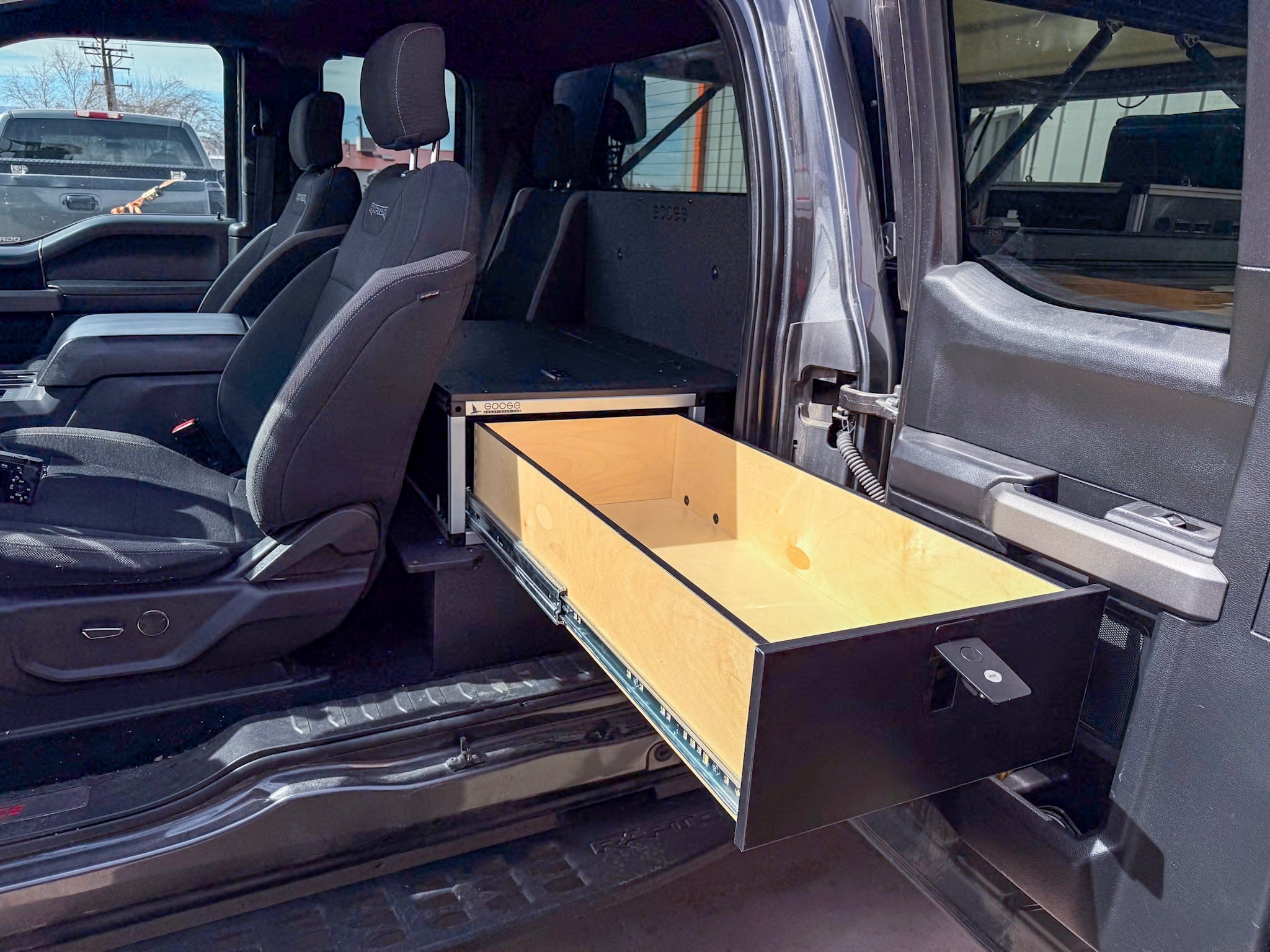 Ford - F150 - 2015-Present - 13th-14th Gen - Super Cab - without the center mounted B&O Subwoofer - Explore Series - Single Drawer Module - With Fitted Top Plate