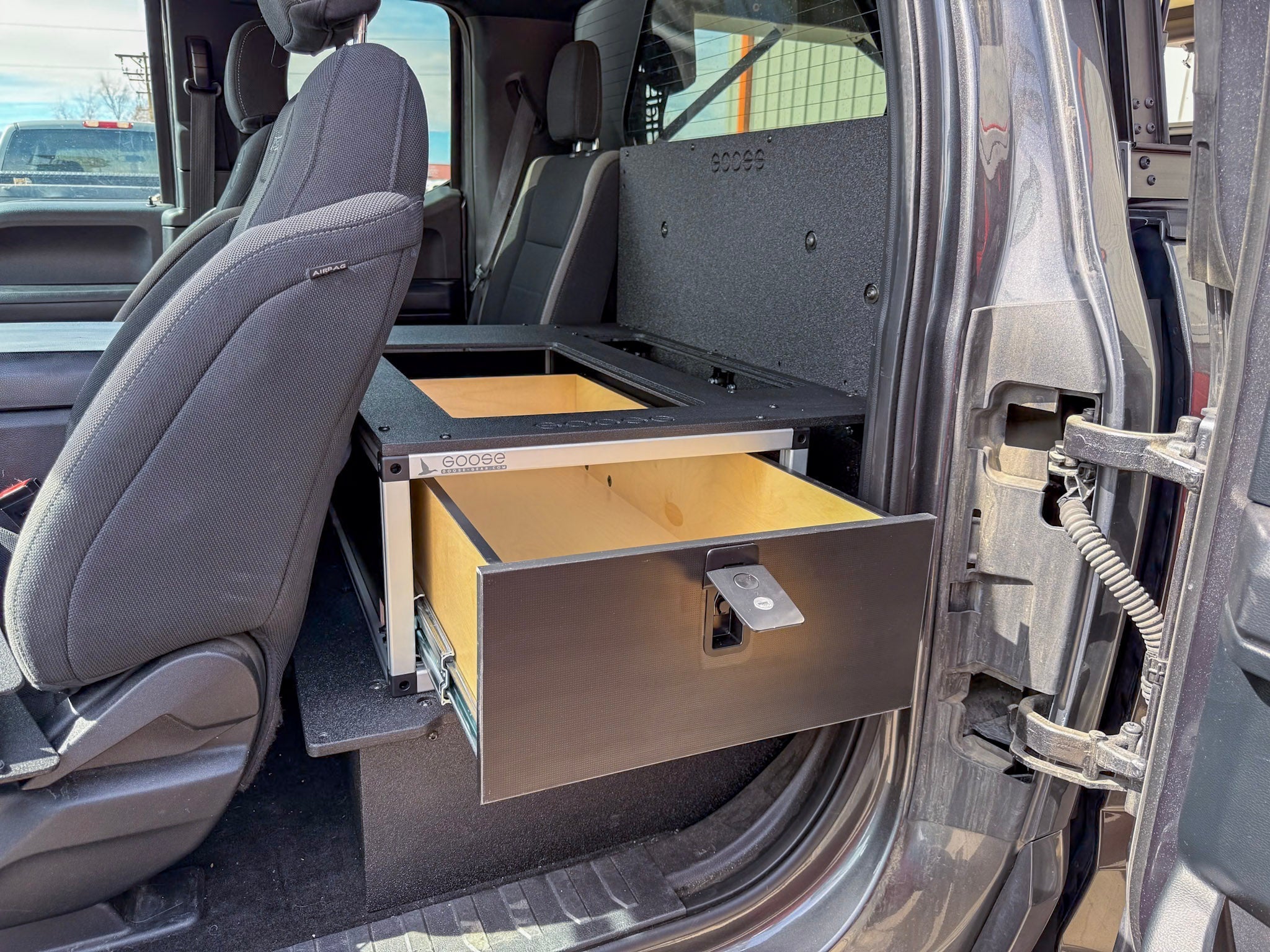 Ford - F150 - 2015-Present - 13th-14th Gen - Super Cab - without the center mounted B&O Subwoofer - Explore Series - Single Drawer Module - With Fitted Top Plate