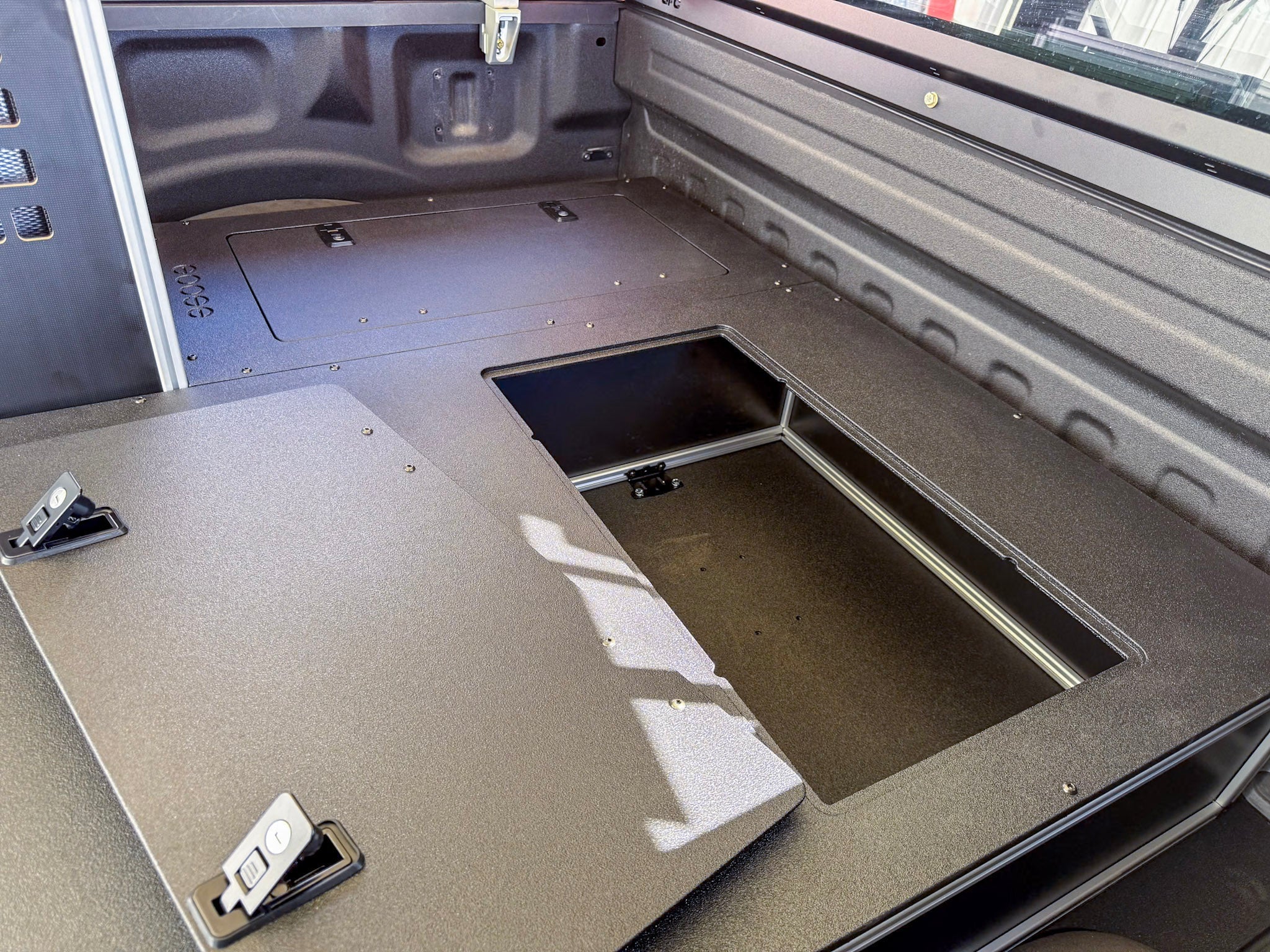 Ford F150 Raptor 2015-2020 2nd Gen. SuperCrew - Truck Bed Sleep Deck Drawer with Cubbie