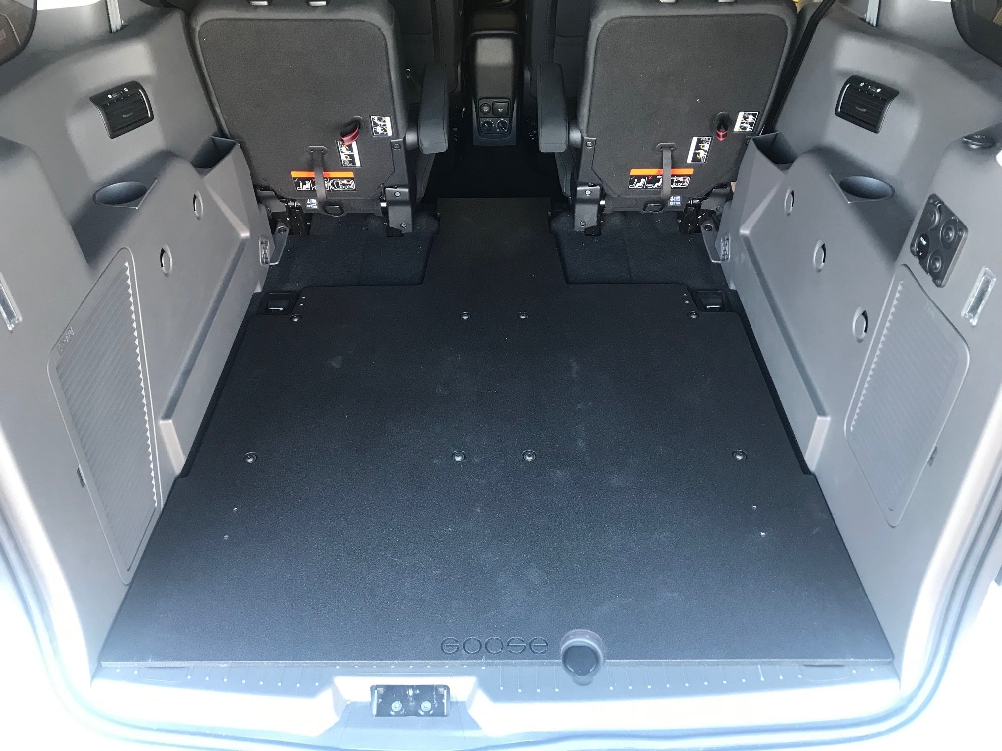 Ford Transit Connect 2014-2023 2nd Gen. - Rear Plate System - Long Wheel Base