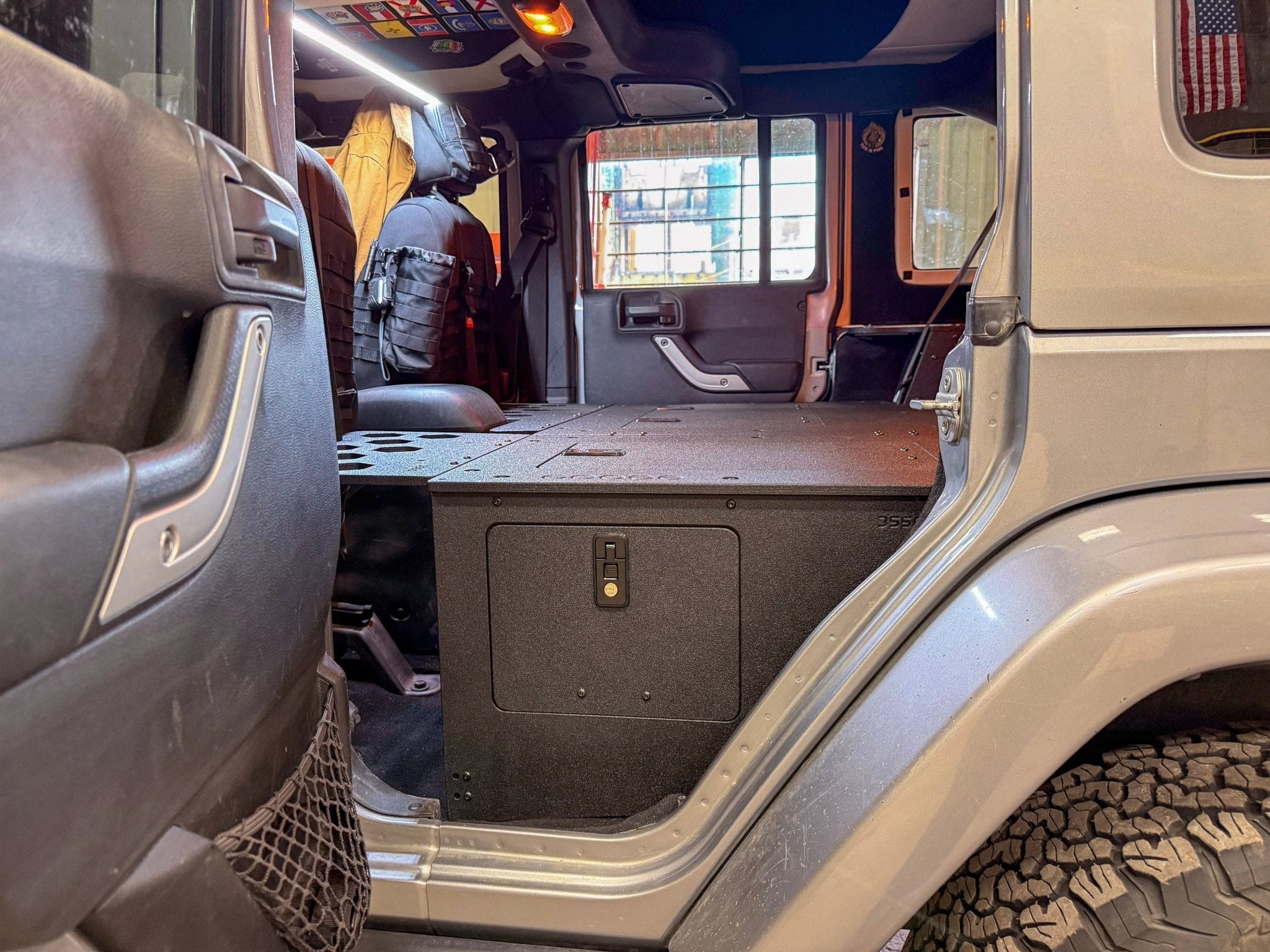 Jeep - Wrangler - 2007-2018 - JKU - 4 Door - Explore Series - Second Row Seat Delete Plate System - Second Row - Module Based - 8" Module