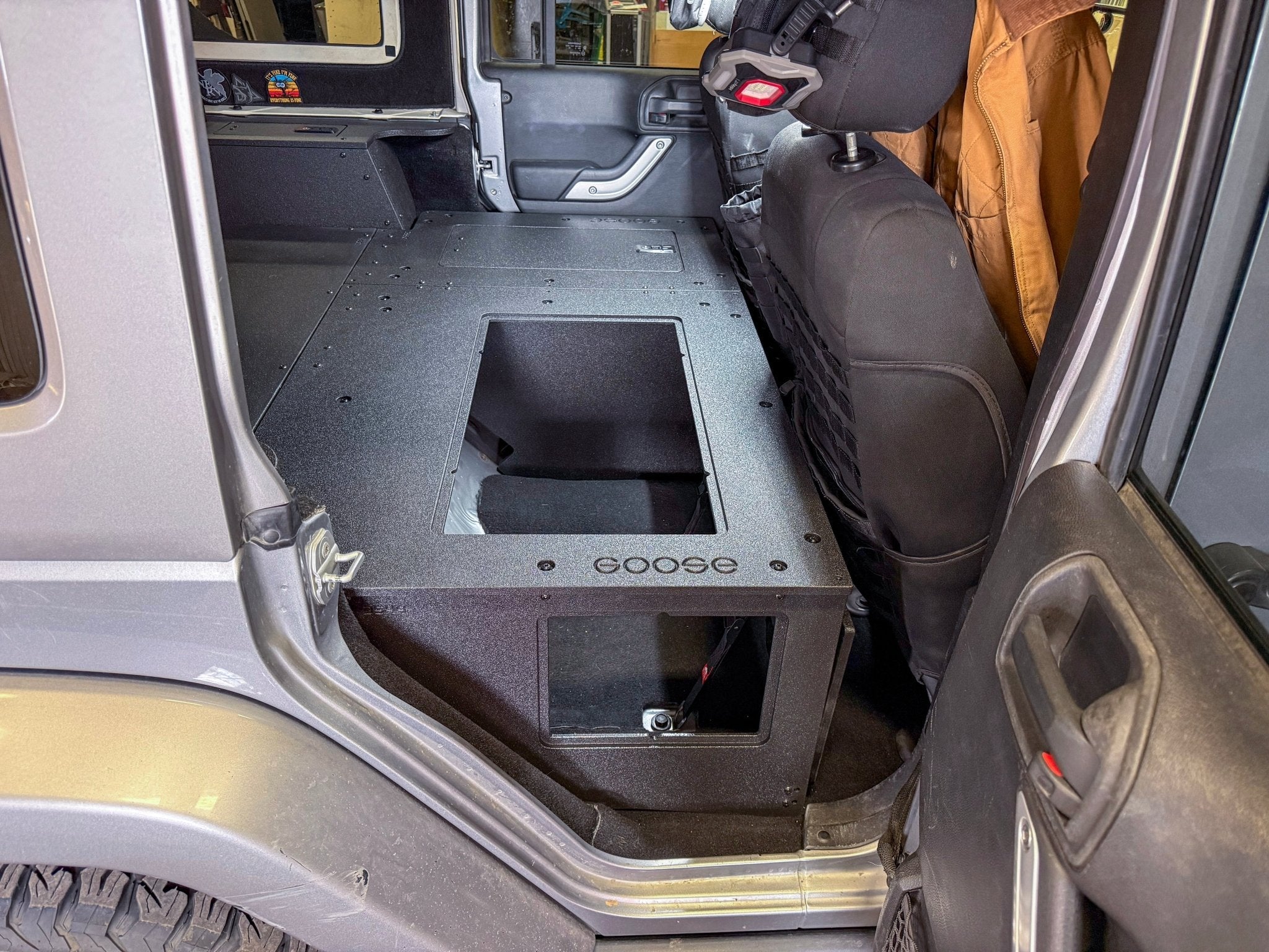 Jeep - Wrangler - 2007-2018 - JKU - 4 Door - Explore Series - Second Row Seat Delete Plate System - Second Row - Module Based - 8" Module