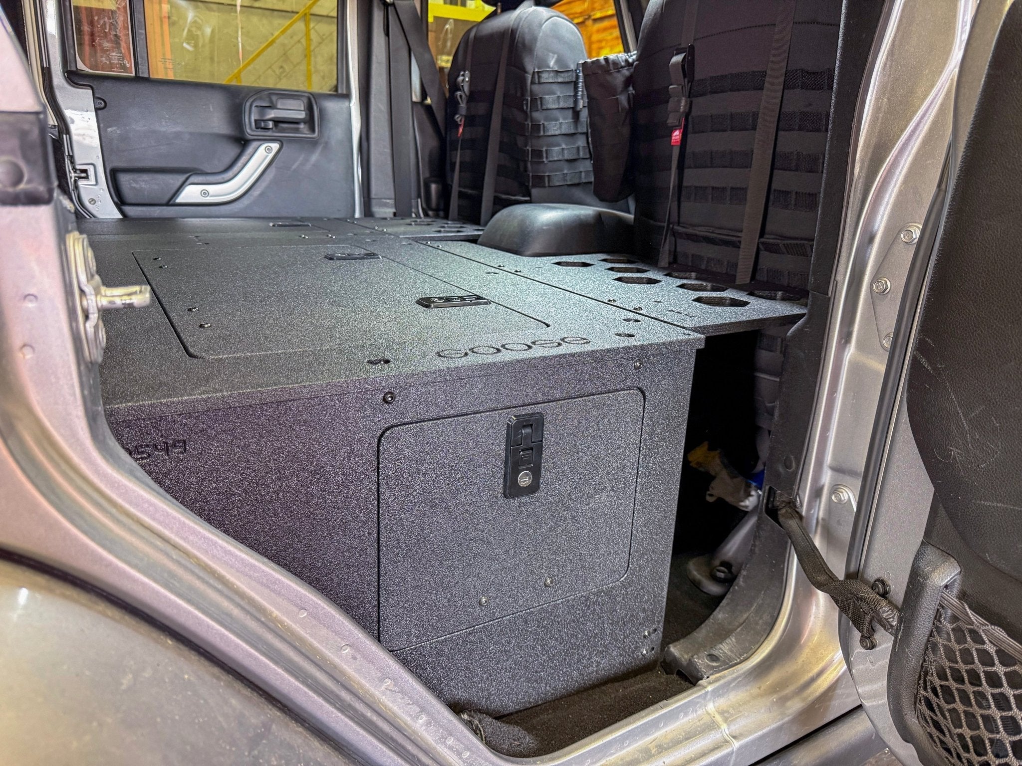 Jeep - Wrangler - 2007-2018 - JKU - 4 Door - Explore Series - Second Row Seat Delete Plate System - Second Row - Module Based - 8" Module