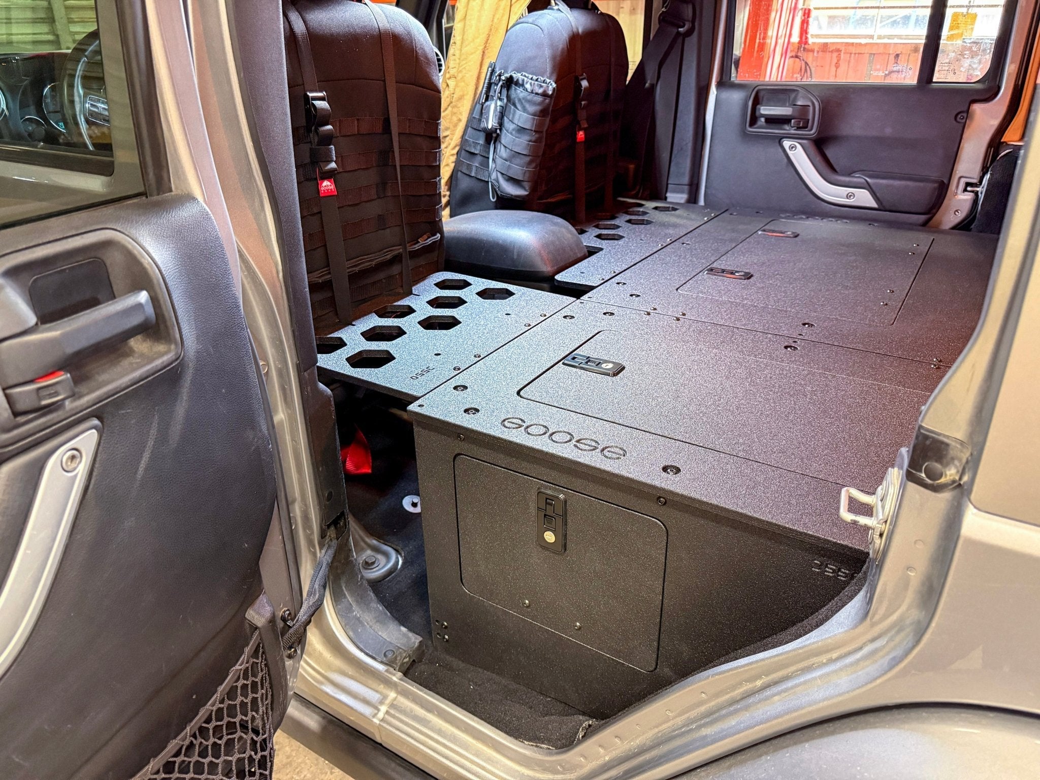 Jeep - Wrangler - 2007-2018 - JKU - 4 Door - Explore Series - Second Row Seat Delete Plate System - Second Row - Module Based - 8" Module