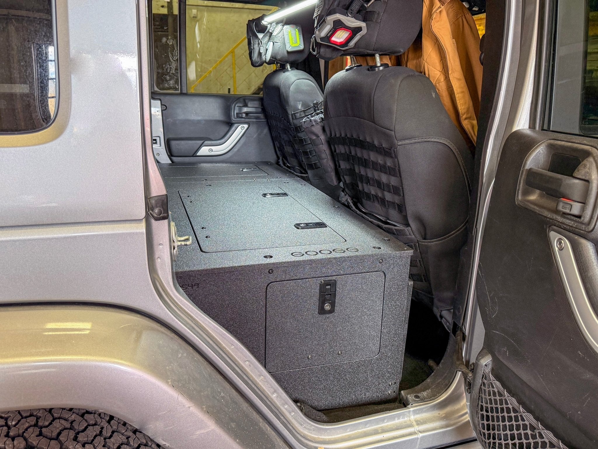 Jeep - Wrangler - 2007-2018 - JKU - 4 Door - Explore Series - Second Row Seat Delete Plate System - Second Row - Module Based - 8" Module