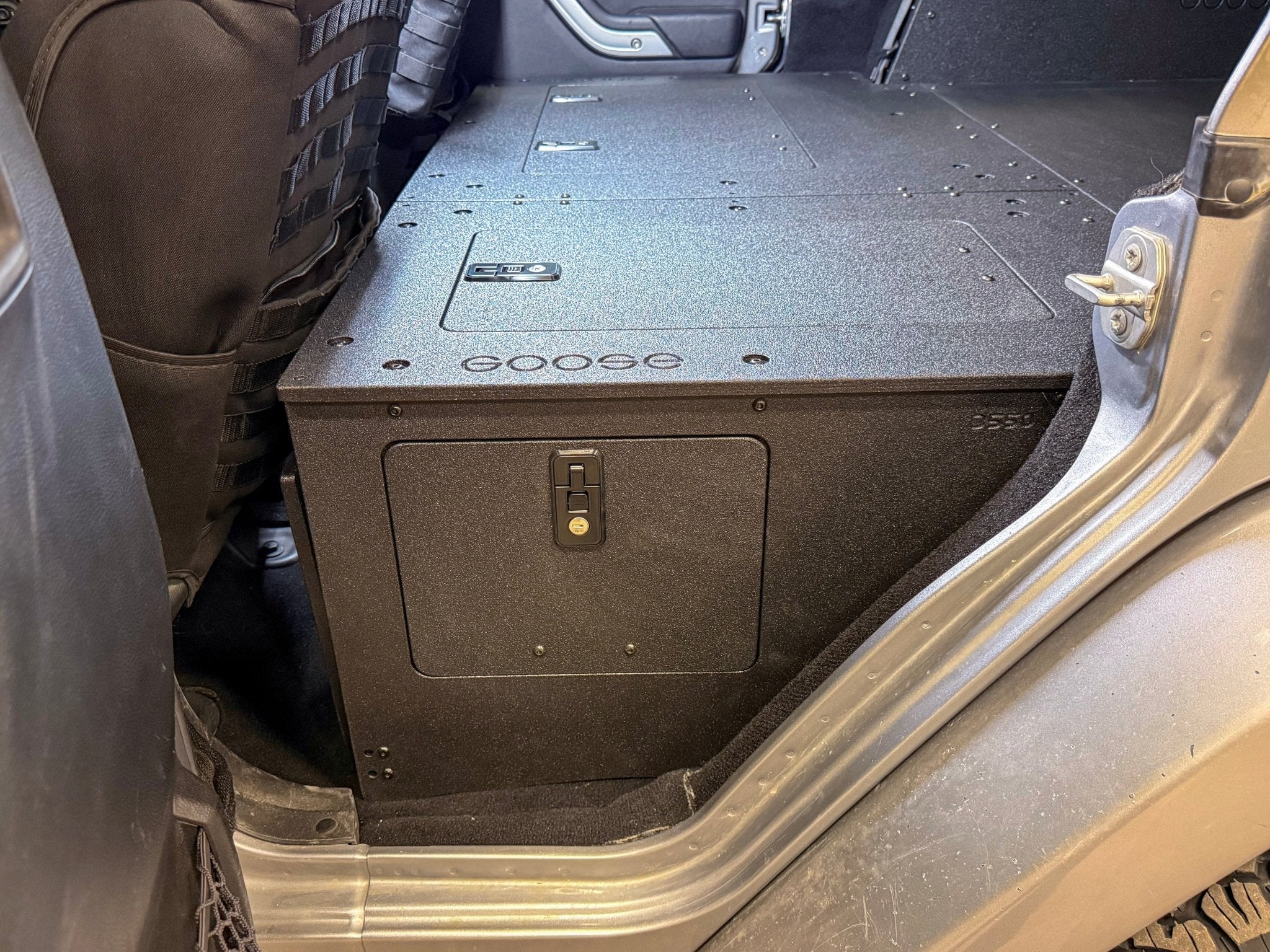 Jeep - Wrangler - 2007-2018 - JKU - 4 Door - Explore Series - Second Row Seat Delete Plate System - Second Row - Module Based - 8" Module