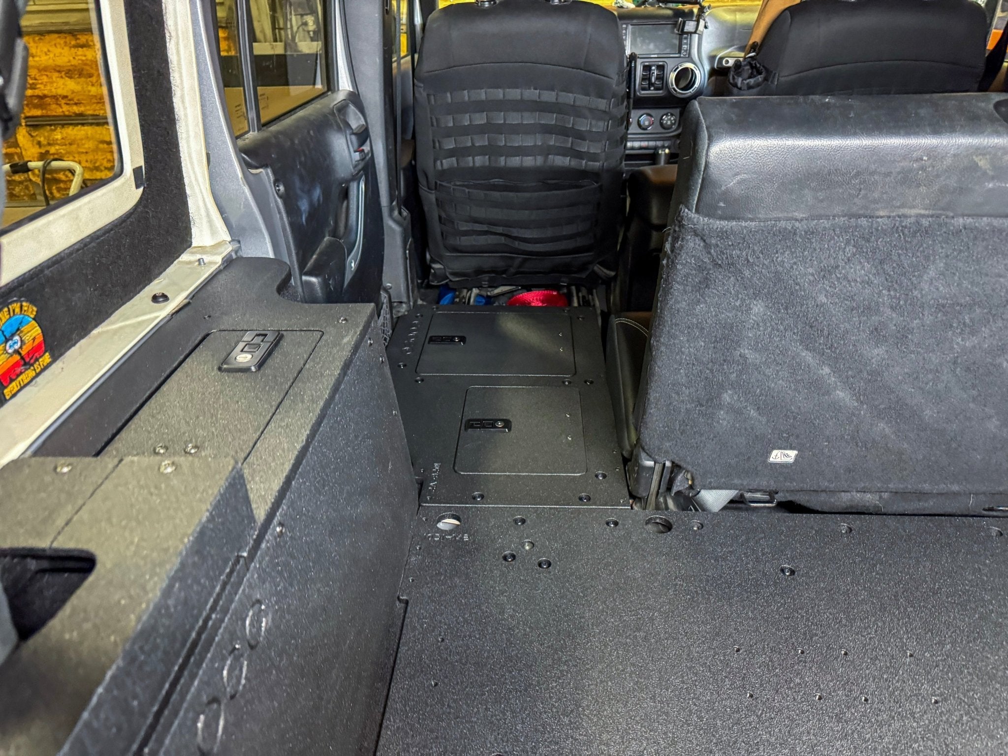 Jeep Wrangler 2007-2018 JKU 4 Door - Second Row Seat Delete Plate System - V2
