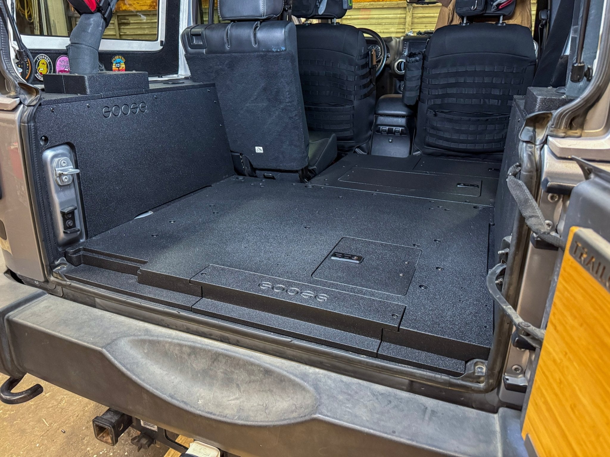 Jeep Wrangler 2007-2018 JKU 4 Door - Second Row Seat Delete Plate System - V2