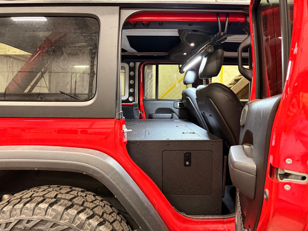 Jeep - Wrangler - 2024-Present - JLU - 4 Door - Explore Series - Seat Delete Plate System - Second Row - Module Based - 10" Module