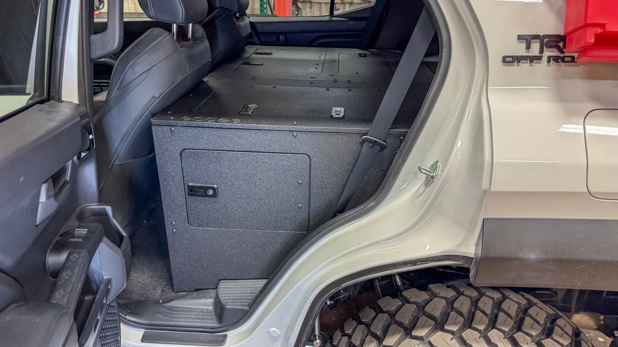 Toyota - 4Runner - 2025-Present - 6th Gen - HYBRID - Explore Series - Seat Delete - Module Based