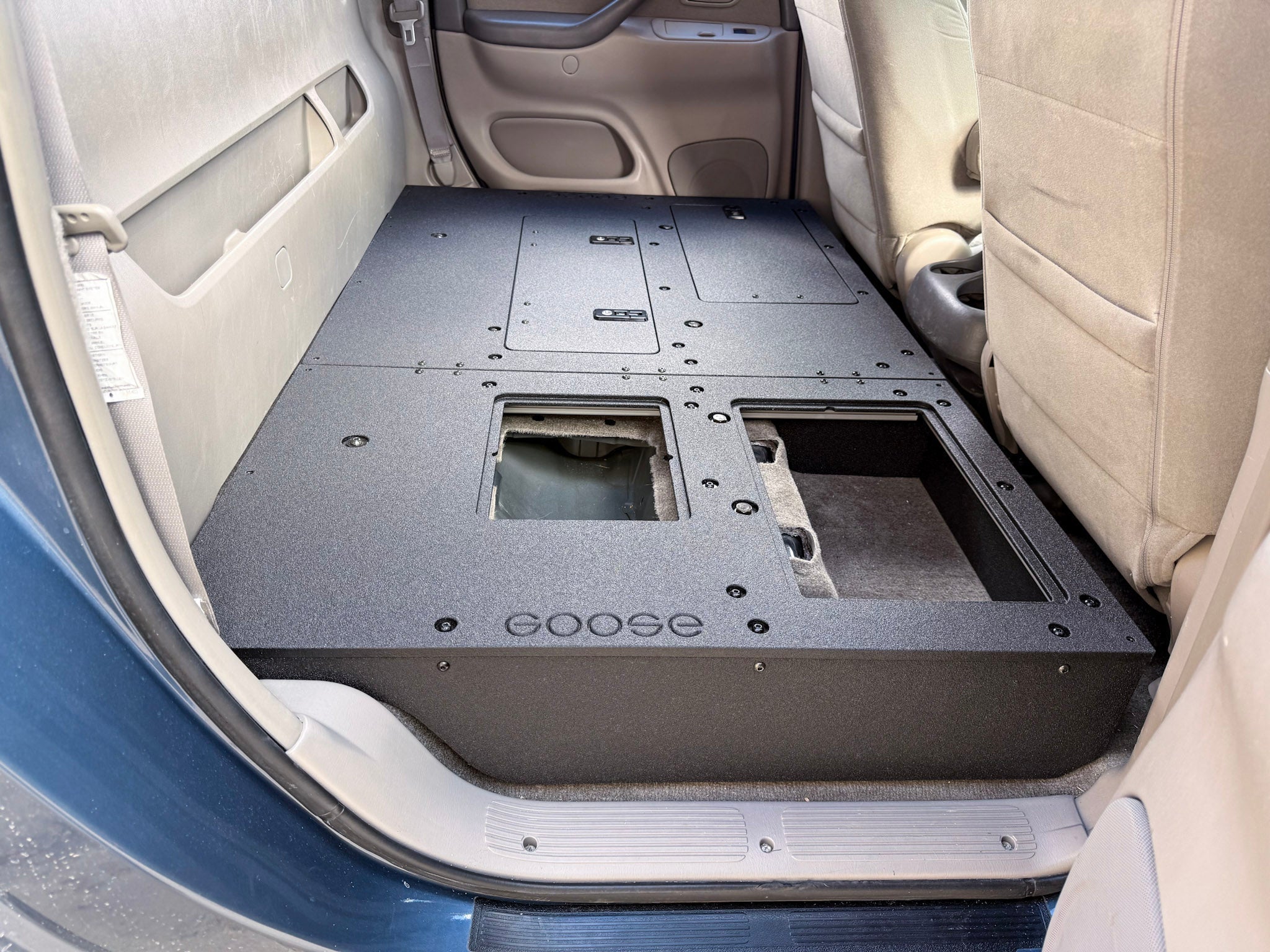 Toyota Tundra - 2000-2006 1st Gen - Double Cab - Second Row Seat Delete Plate System